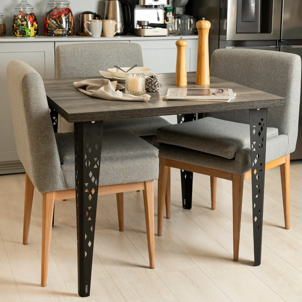 میز جلومبلی دینیال